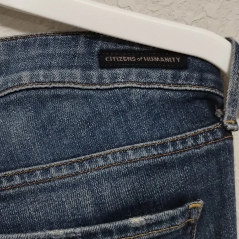 Citizens of Humanity Medium Wash Denim Jeans - Picture 4 of 9